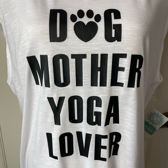 Brisas LARGE "Dog Mother Yoga Lover" TShirt NWT - Picture 4 of 8